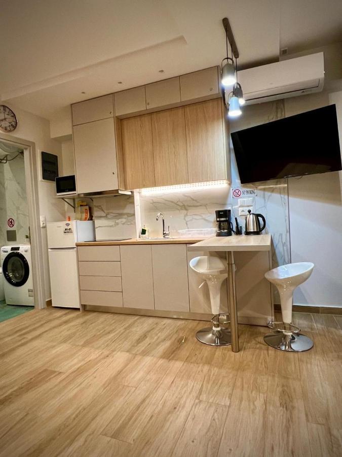 Smart Modern Apartment Athena Bagian luar foto