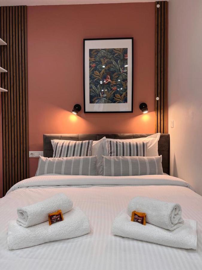 Smart Modern Apartment Athena Bagian luar foto