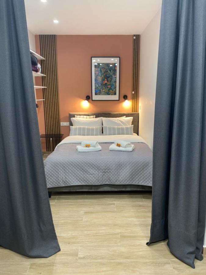 Smart Modern Apartment Athena Bagian luar foto